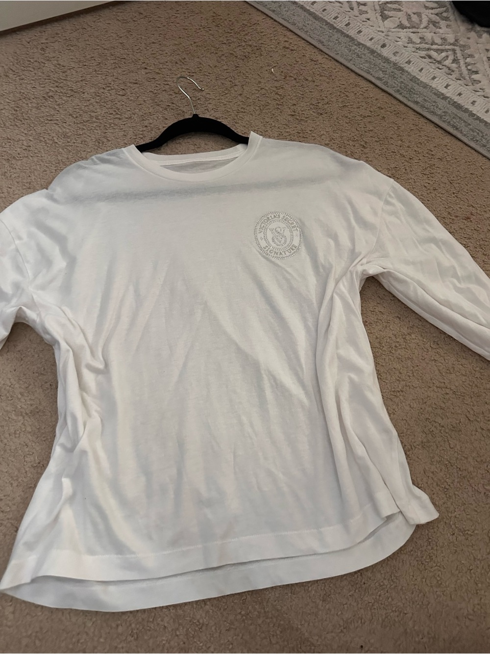 Victoria's Secret White Long-Sleeve Crewneck Tee